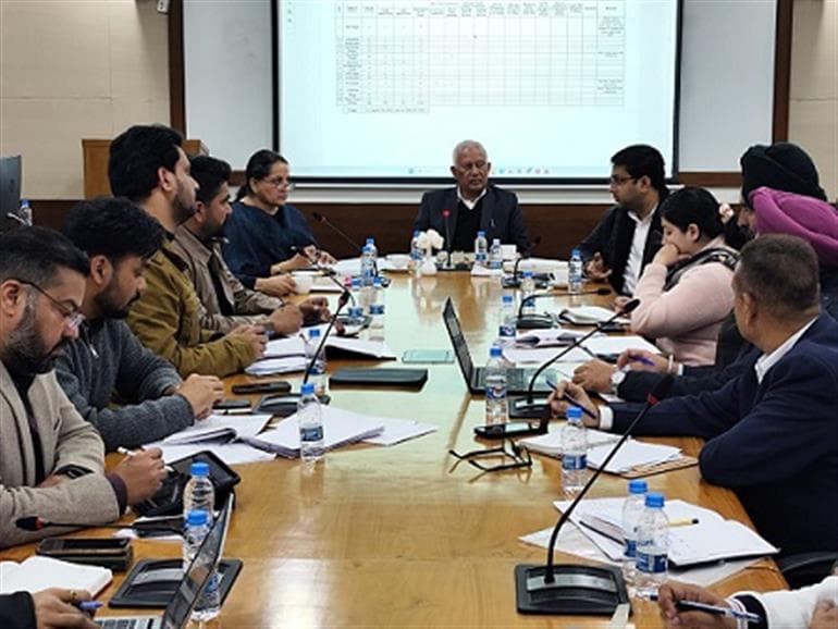 Goyal directs speedy clearance of legal mining sites, strict action against illegal minning