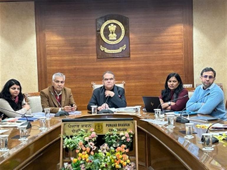 Minister Arora takes stock of all Local Govt works with Municipal Commissioners, ADCs of Urban Development & EOs of Improvement Trusts