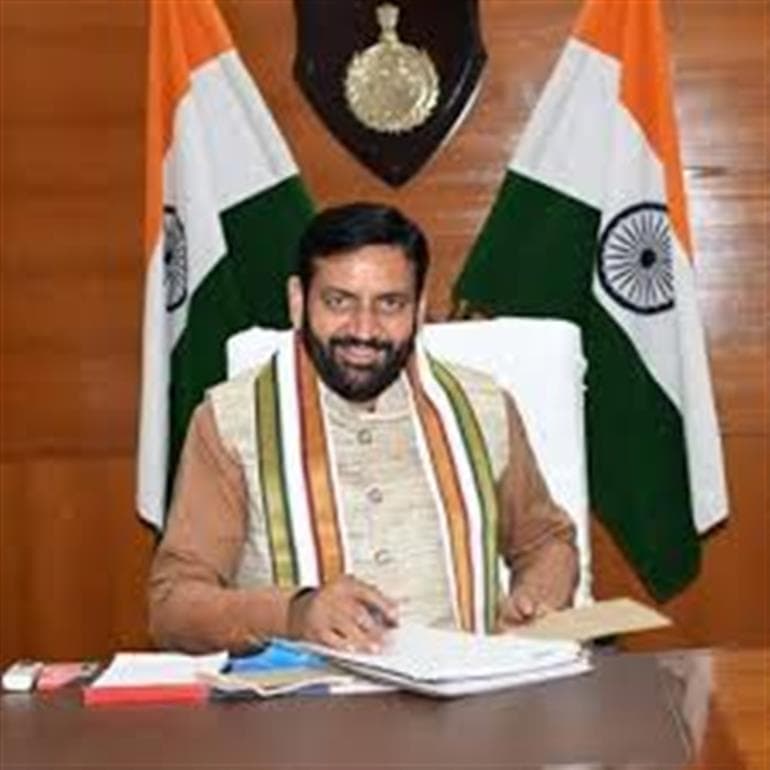 Supply of LPG, petrol and diesel in the state is completely normal, says CM