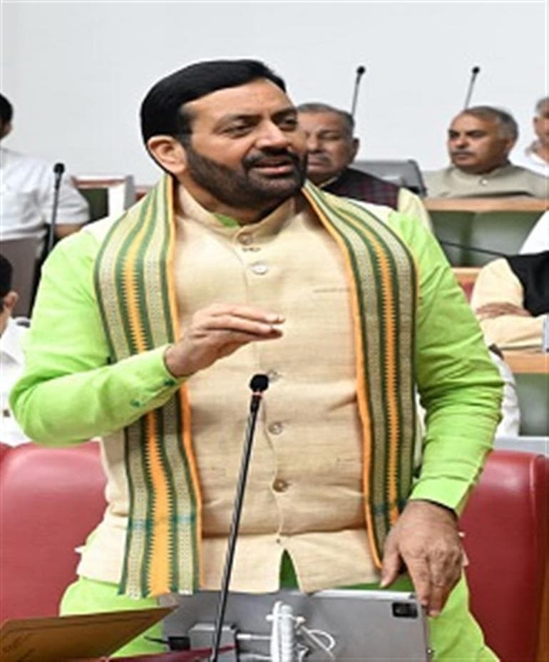 CM Urges Leaders to Rise Above Politics, Promote Natural Farming