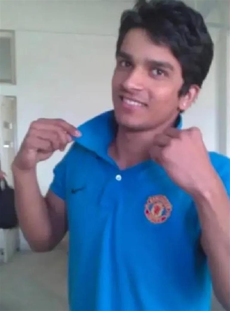 A Final Farewell to Harish Rana : Last Rites Performed at Delhi's Green Park Crematorium, A 13-Year Wait Comes to an End