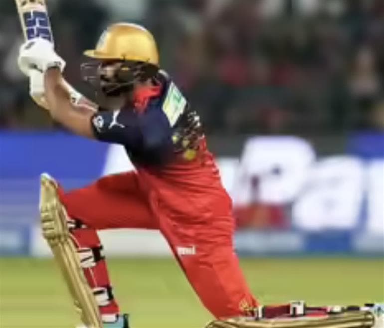 Bengaluru Beat Hyderabad by 6 Wickets in IPL 2026 Opener