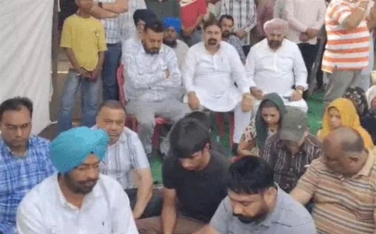 Paraminder Tiwari Murder Sparks Protests in Machhiwara, Demands for Arrest Intensify