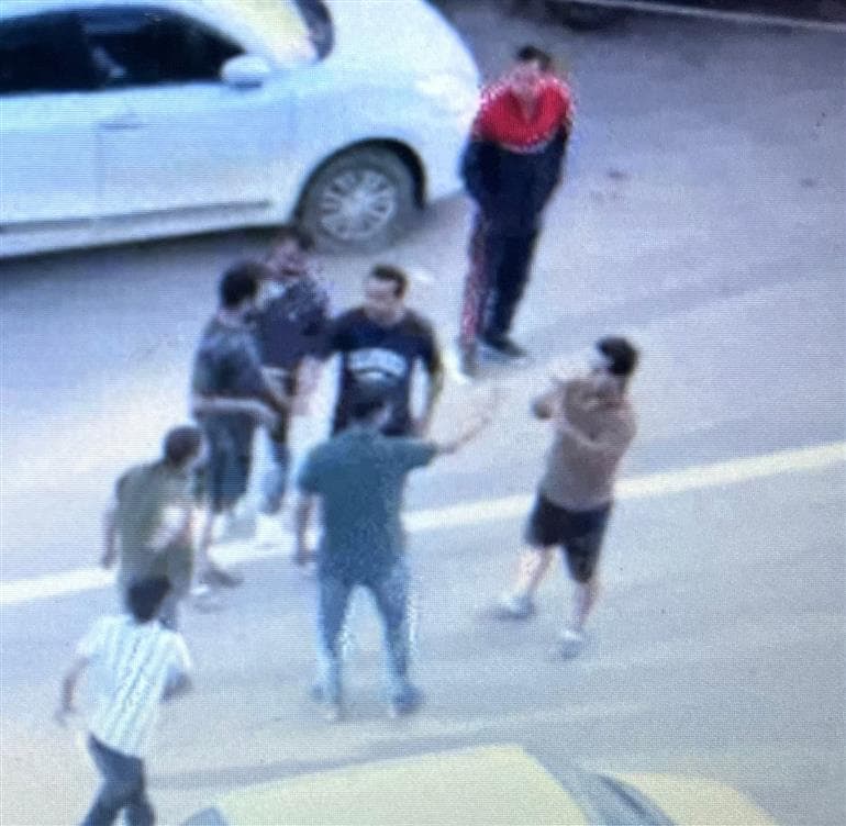 Clash Between Tourists and Local Youth Causes Traffic Jam on Chandigarh–Shimla Highway, video viral