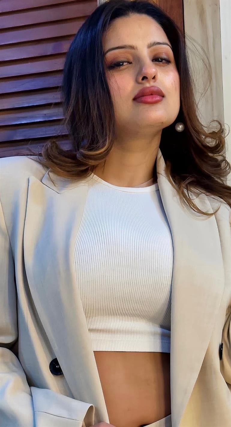 Haryanvi Actress Divyanka Sirohi Dies at 30 After Sudden Health Emergency in Ghaziabad