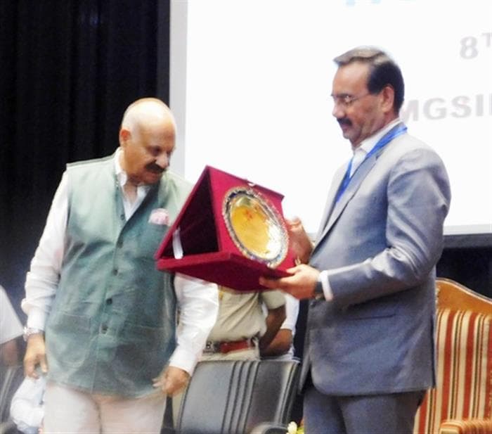Punjab Governor felicitates Rayat Bahra University Chancellor