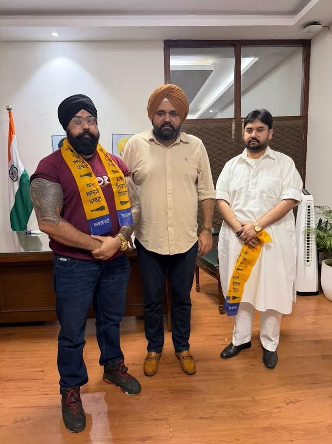 International Wrestler ‘Super Khalsa’ Joins AAP in Punjab