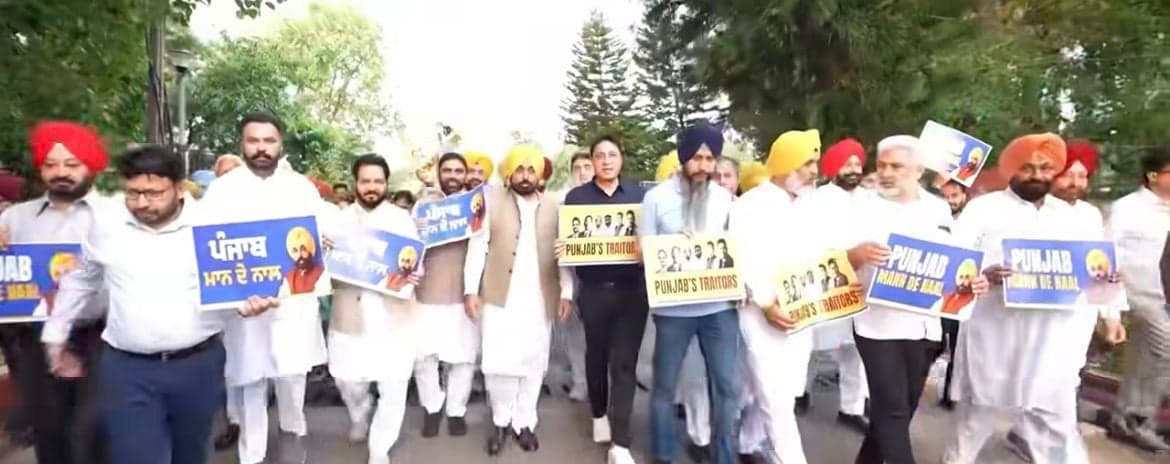 Punjab CM Bhagwant Mann Leaves for Delhi with MLAs, to Meet President