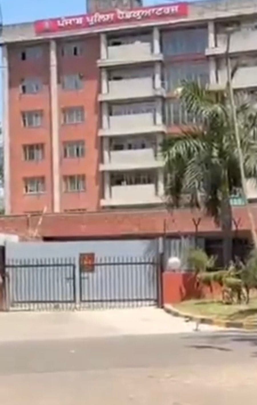 High Alert in Chandigarh After Jalandhar–Amritsar Blasts; Punjab Police HQ Security Tightened