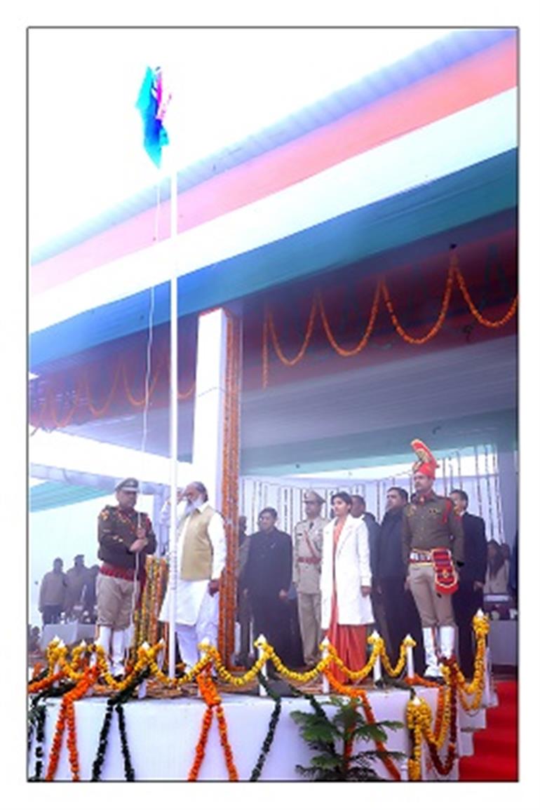 Vij Unfurls Tricolour in Yamunanagar, Reaffirms Commitment to Energy and Transport Development