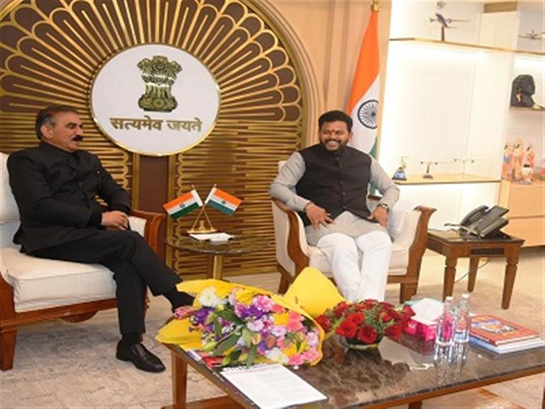 CM Seeks centre's support for expansion of Kangra airport and special grant for the project