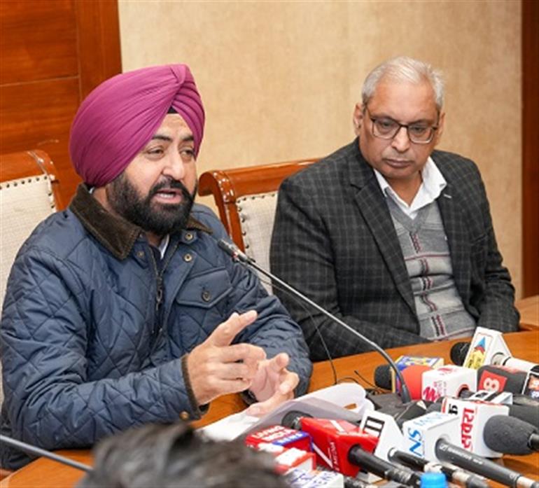Mann govt rolls out 'Next generation road renovation program' in Mohali