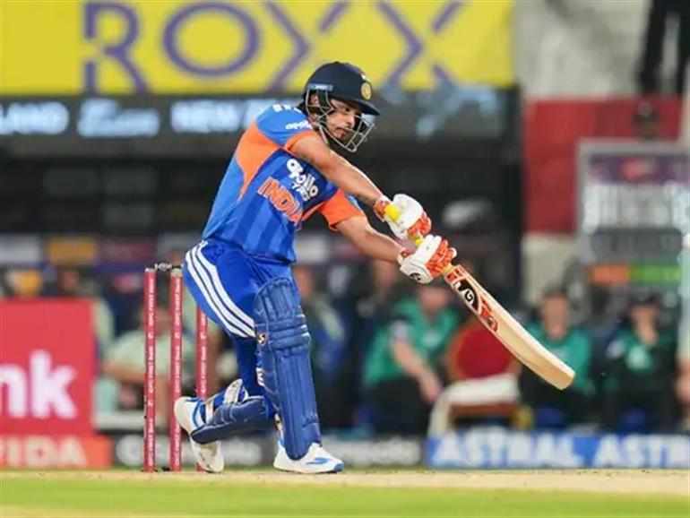 5th T20I: India Sets Massive 272-Run Target for New Zealand 