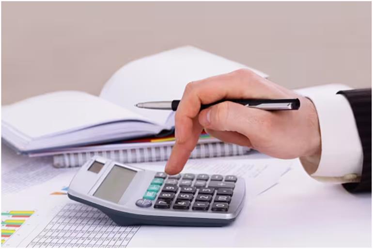 How a Pension Plan Calculator Helps Compare Retirement Options