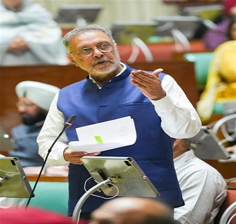 Health minister hails historical increase in Health budget