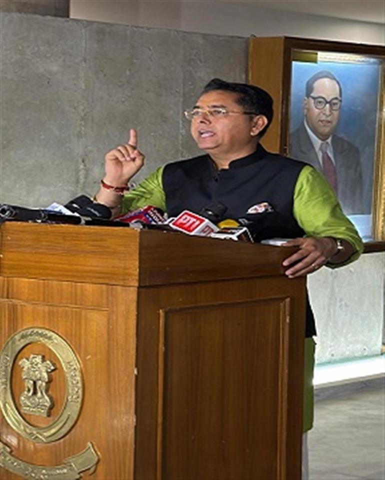 ”A Golden Chapter in Punjab&39;s History”: Aman Arora Hails Historic Budget, Fulfilment of Guarantee to Women