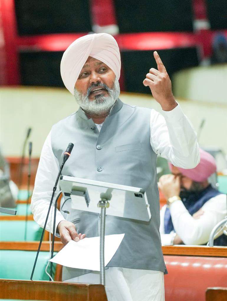 Modi Govt lacks spine to defend India’s interests, foreign powers openly intimidate our ‘fragile’ foreign policy: Cheema