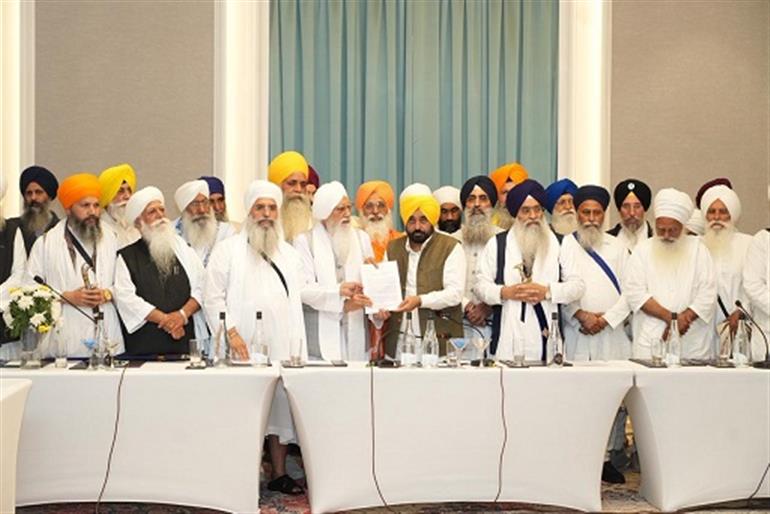 Mann Govt's Zero tolerance on ‘beadbi’: AAP Govt to amend anti-sacrilege law with strictest punishments in special Vidhan Sabha session on April 13