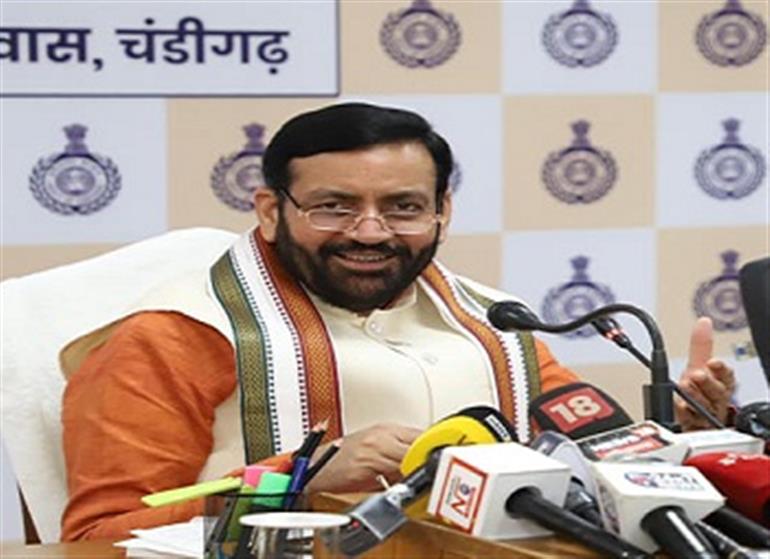 CM Saini flags off special train carrying pilgrims from Ambala to Ayodhya