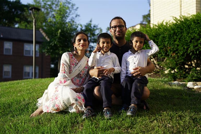 Dr. Sunil Bansal with his wife Dr. Shivani Bansal and twin sons, Sanskar and Satvik Bansal. (Punjab Newsline)