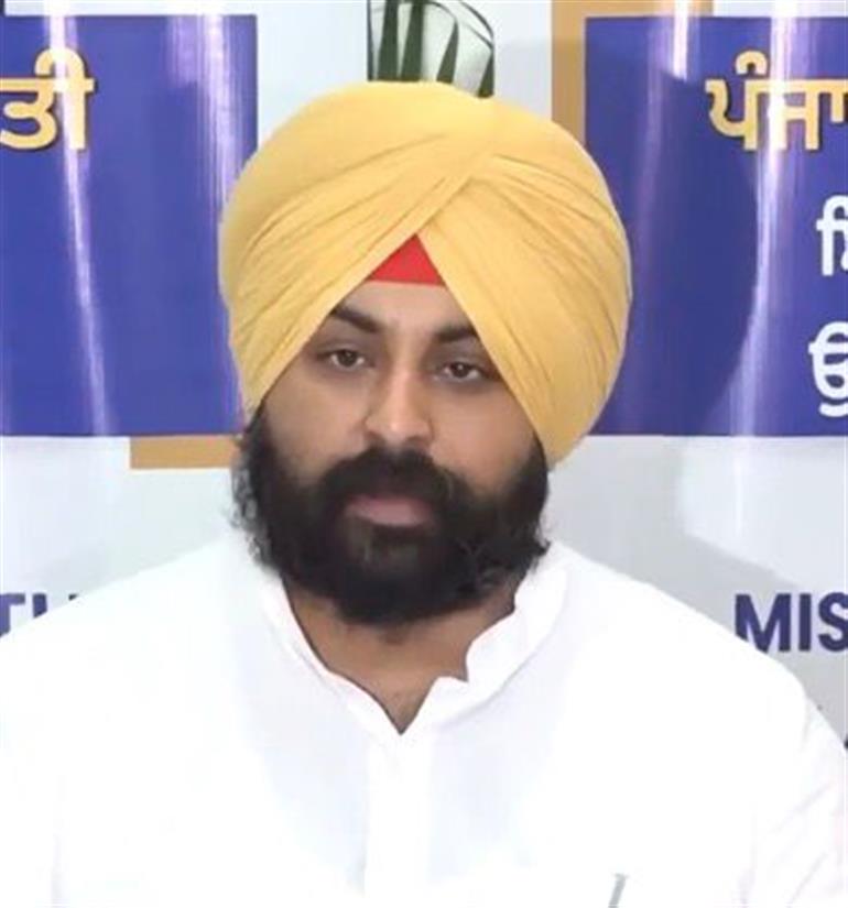 Good News : Parents to Get Absentee Alerts : Punjab Govt Launches Online Attendance Tracker