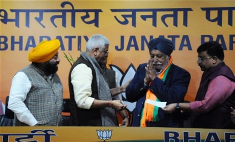 Former Punjab DGP S.S. Virk joins BJP