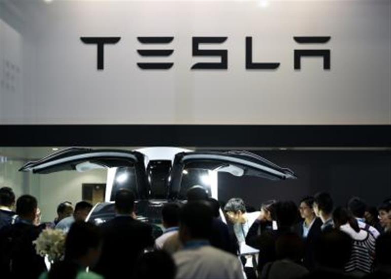 Tesla sexual harassment suit to proceed in court, rules US judge