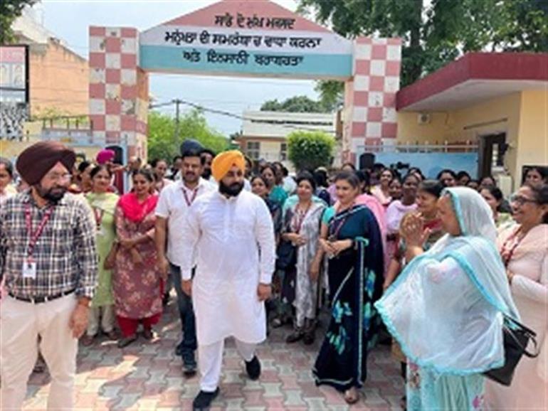 new-future-ready-government-schools-of-punjab-harjot-singh-bains