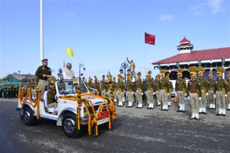 Himachal Governor inspects parade, takes salute