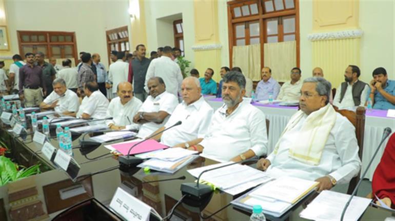 All-party meeting on inter-state water sharing disputes begins in K’taka All-party meeting on inter-state water sharing disputes begins in K’taka