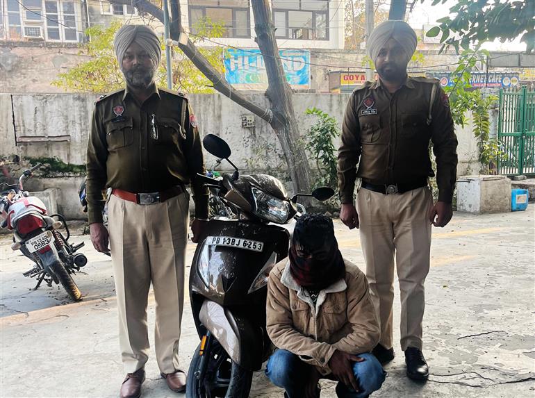 Malerekotla police cracks snatching case within hours, 2 apprehended including a Juvenile