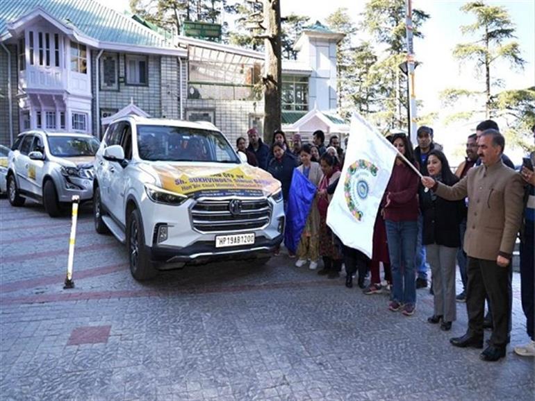 Himachal CM Sukhwinder Sukhu flags off Inner Wheel car rally from Shimla