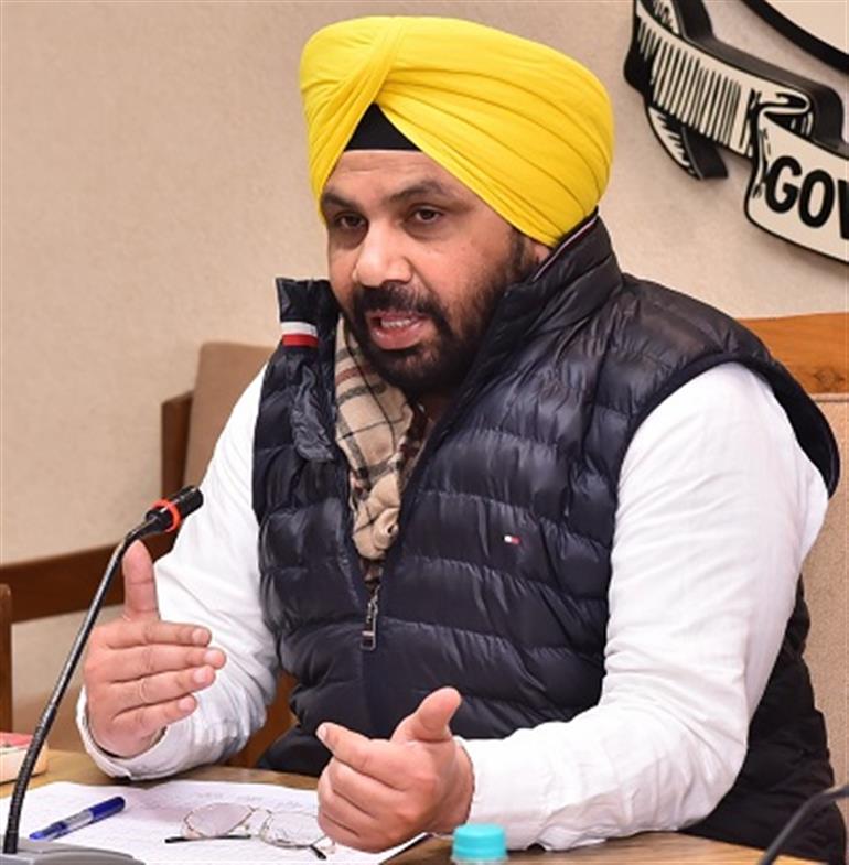 Punjab Cabinet Minister condemns Haryana police brutality, appeals union govt. to take stern action