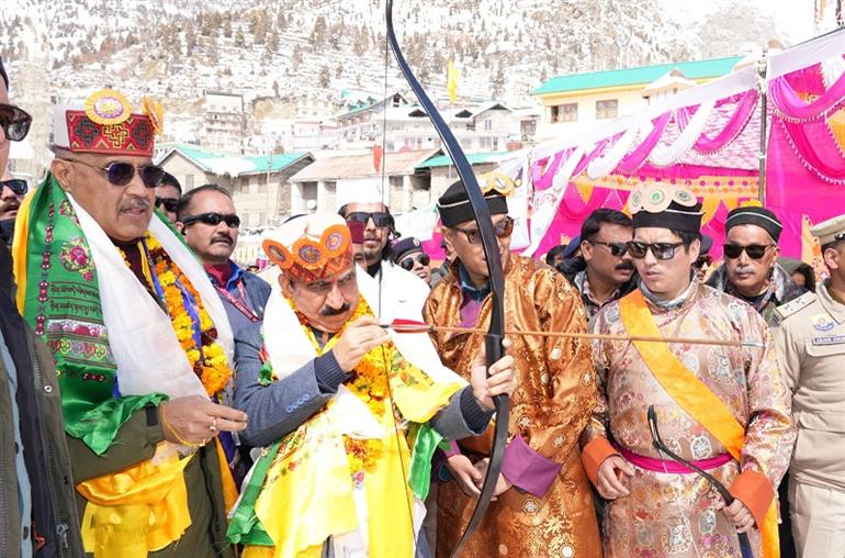 Chief Minister inaugurates Lahaul Sharad Utsav