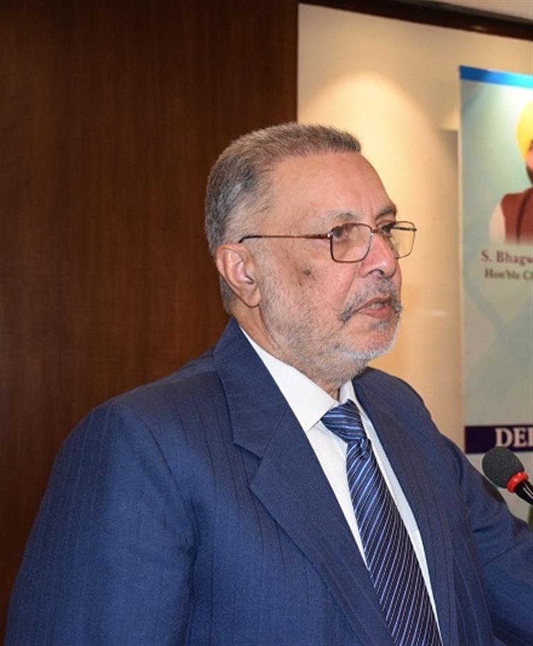 Health minister calls for strengthening of nursing education by enchancing education standards