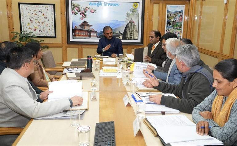 Himachal : Construction Workers Welfare Board to spend Rs. 143 Crore on welfare schemes: CM