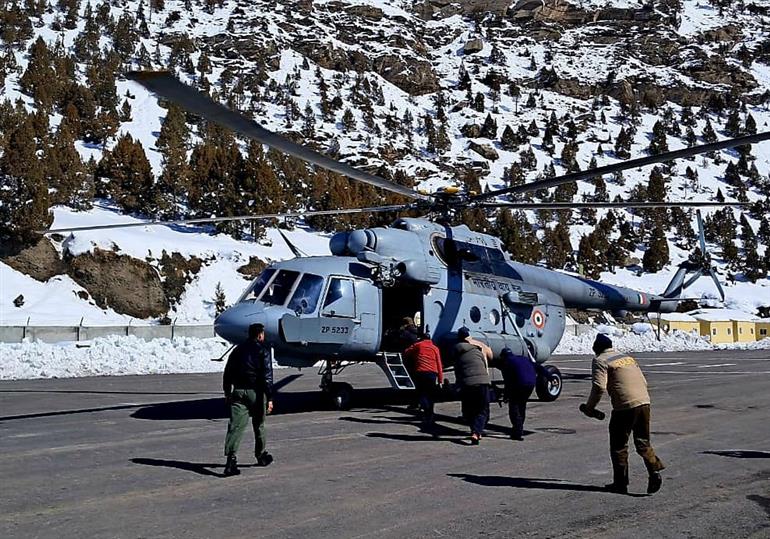 Himachal : CM Sukhu ensures ailing 70-year-old Dorje&39;s airlift to hospital