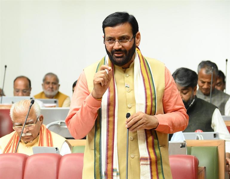 Cancer patients will also get Rs 3,000 financial assistance, CM