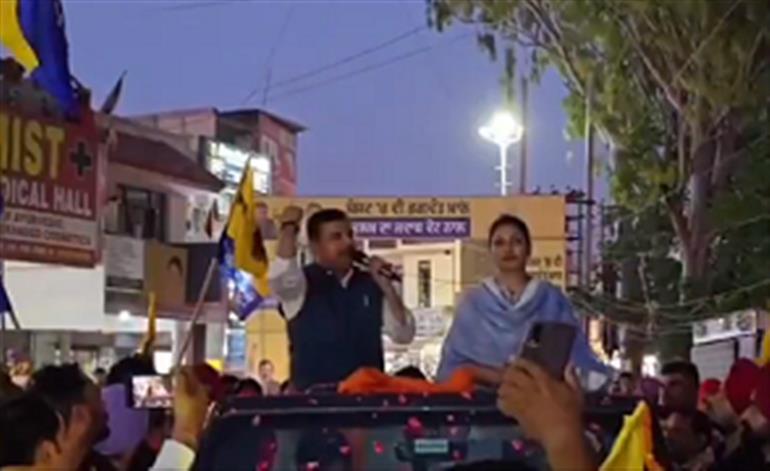  AAP MP Sanjay Singh campaigned in Naya Gaon for Malvinder Kang, said who is Amit Shah to threaten the people of Punjab