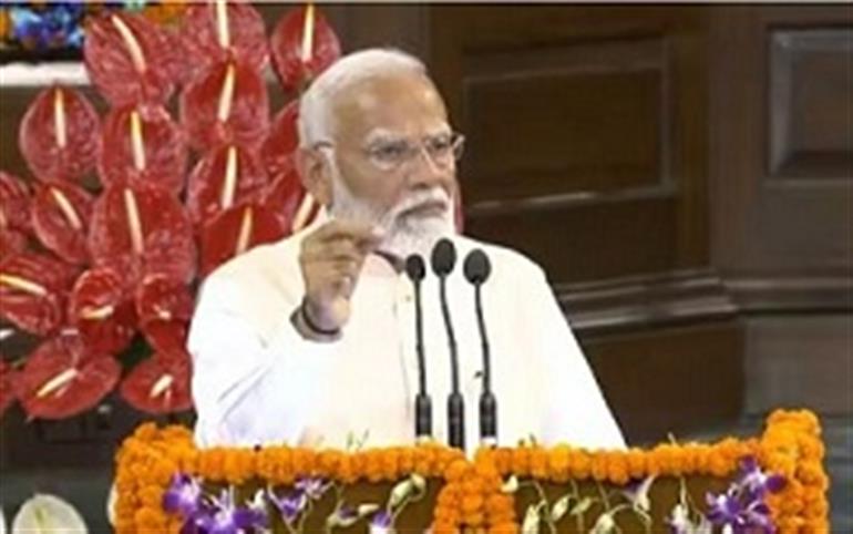 Narender Modi elected NDA leader in NDA Meeting, take oath as PM on Sunday