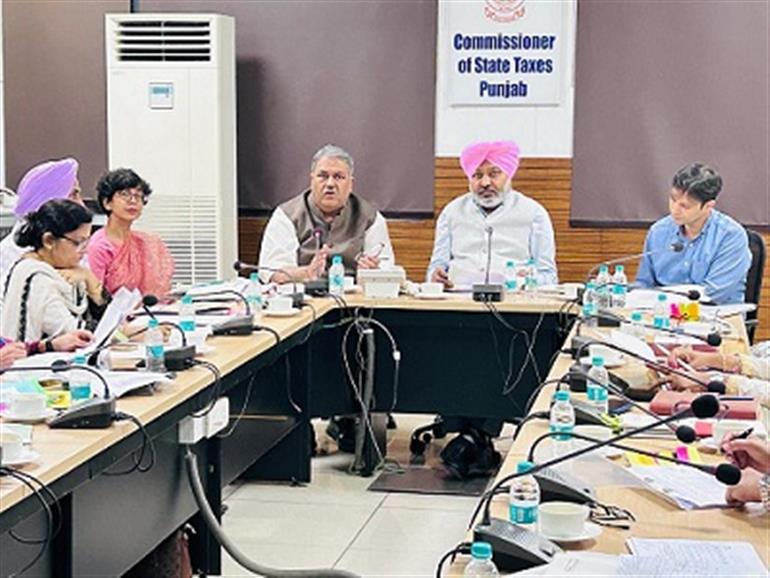 FM Cheema Stresses Enhancing GST Compliance in Service Sector