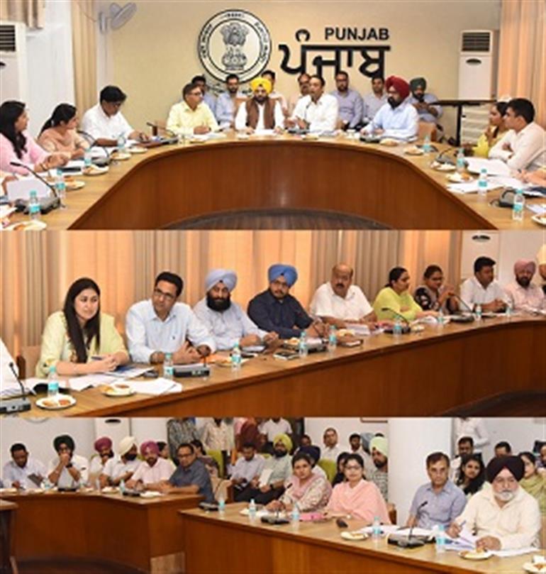 PWD Minister Holds Meeting with SDMs & DROs; Reviews NH Land Acquisition Progress