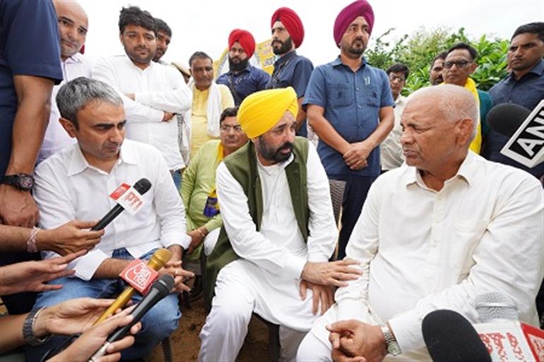 CM assails union govt for failing to securing interests of Indian players at Olympics