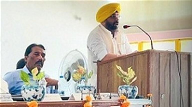 Cabinet Minister emphasizes relevance of Gandhi and Ambedkar&39;s philosophies in addressing contemporary social issues