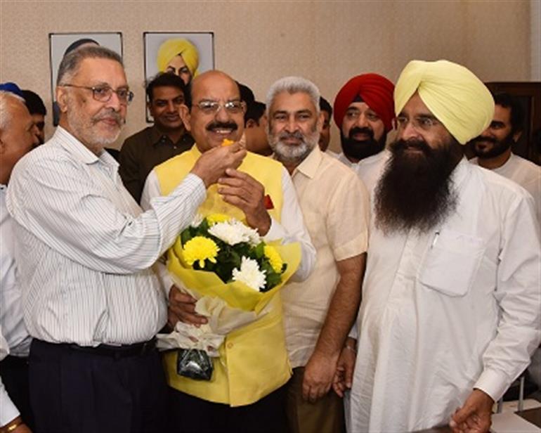 Mohinder Bhagat Assumes Office as Cabinet Minister 