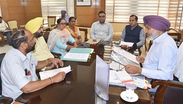 Cheema Announces Free Insurance for Mid-Day Meal Workers