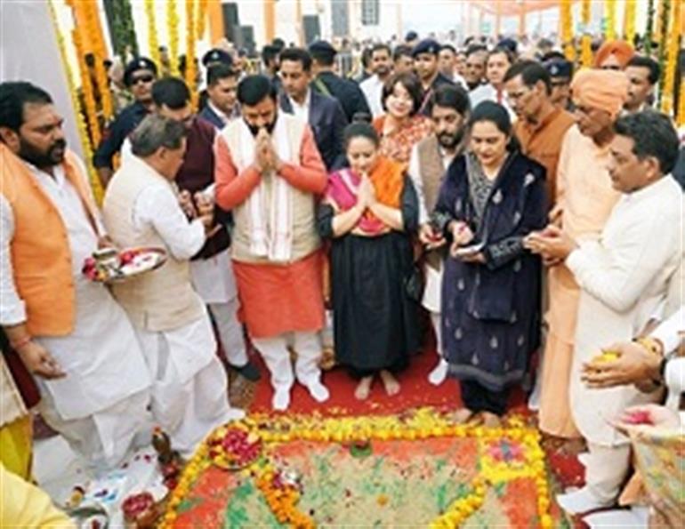 Medical College Sirsa will prove to be a milestone in the field of medical education and treatment, CM performs Bhoomi Pujan