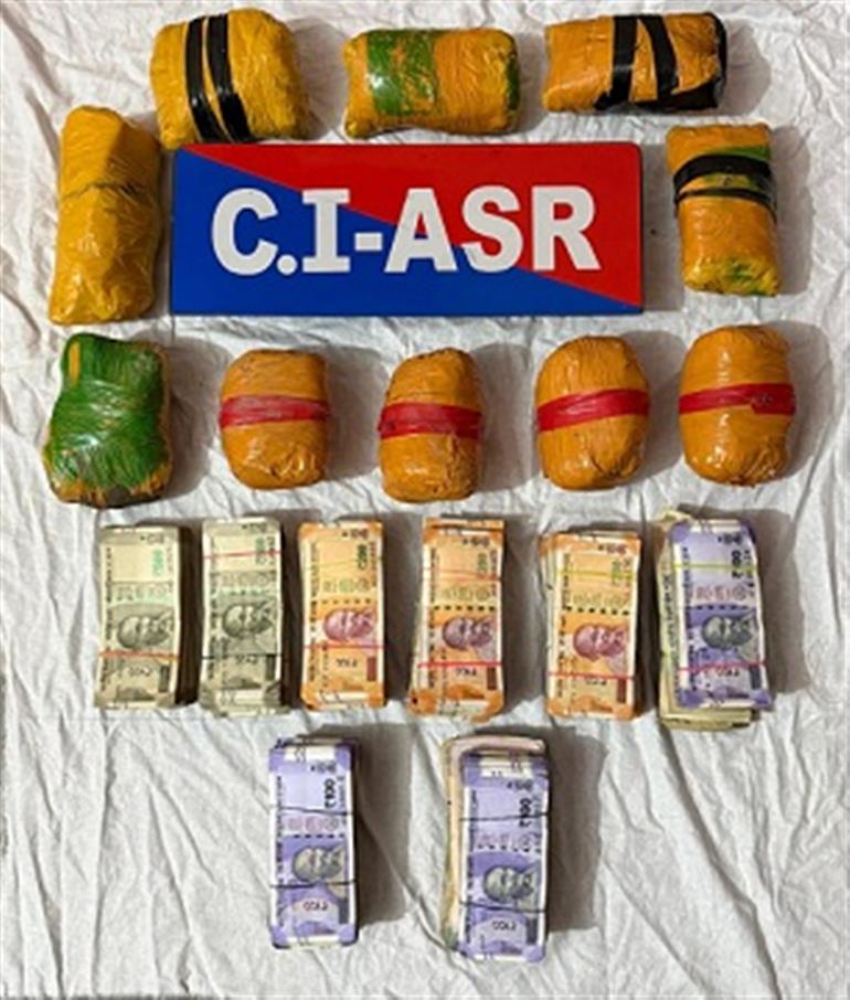 Punjab police arrests three persons in Bid to deliver Heroin consignment; 5kg Heroin & 4.45L drug money recovered