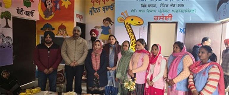 Cabinet minister Baljit Kaur Conducts Surprise Inspection at Bathinda&39;s Anganwadi Centers