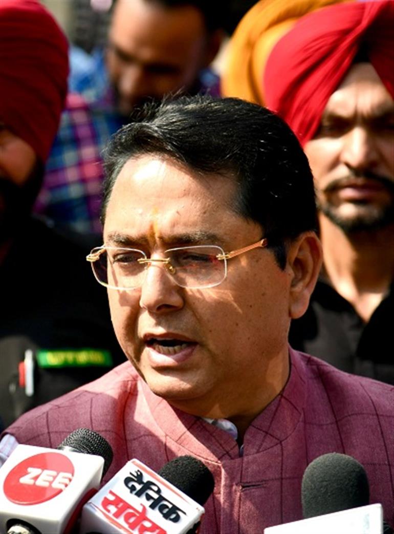 Aman Arora calls for united front to combat drug menace in Punjab